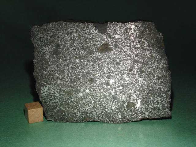 利比亚石铁陨石——Mesosiderite（中铁陨石）时间：1985重量：383.6 gm.jpg