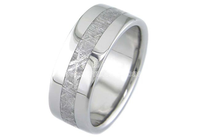 ring-2[1]的钛环与嵌基遍。465.00美元.jpg