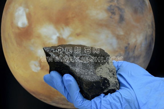 7.tissint-meteorite-large[1].jpg