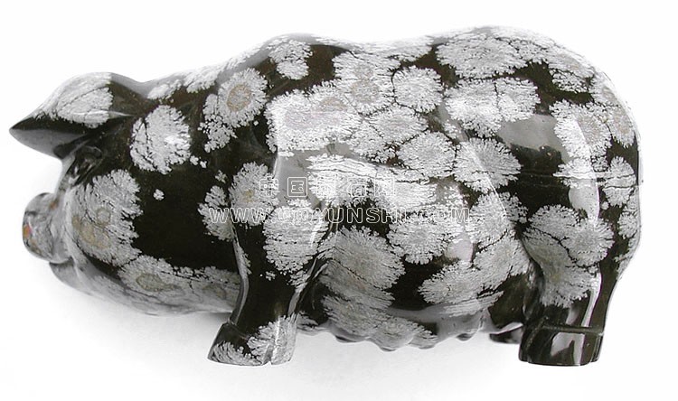 Pig.snowobsidian[1]一头猪刻在雪花黑曜石.jpg