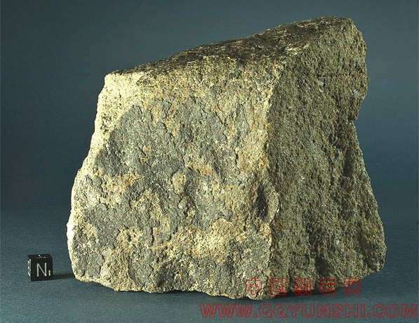 Mount_Tazerzait_meteorite_597.jpg