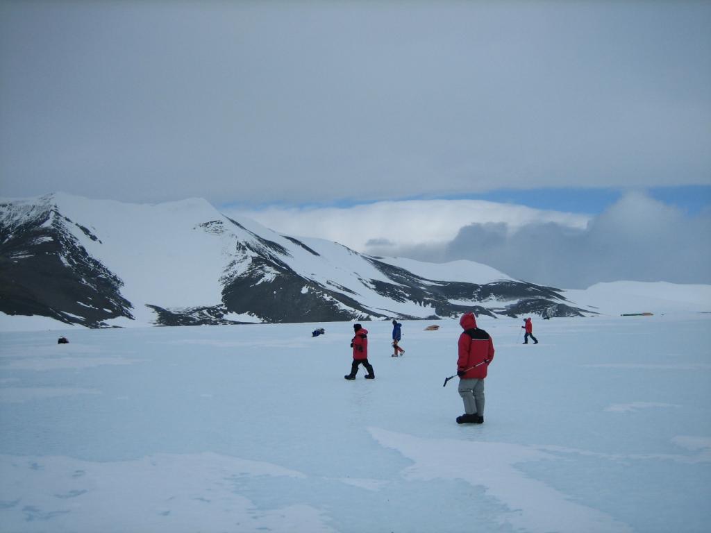 0380-Practicing_meteorite_hunting_on_the_blue_ice_runway.jpg