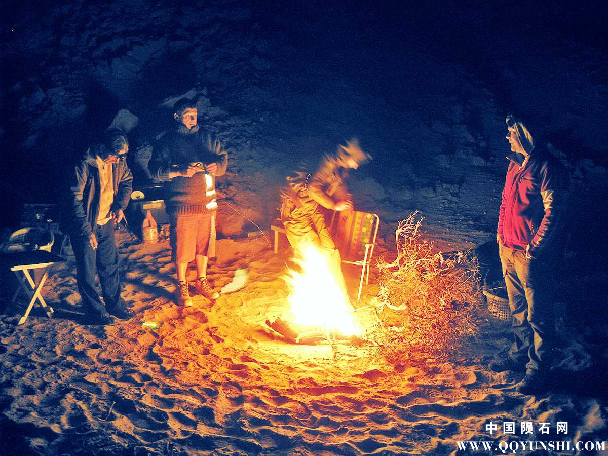 Sahara_campfire_1200.jpg