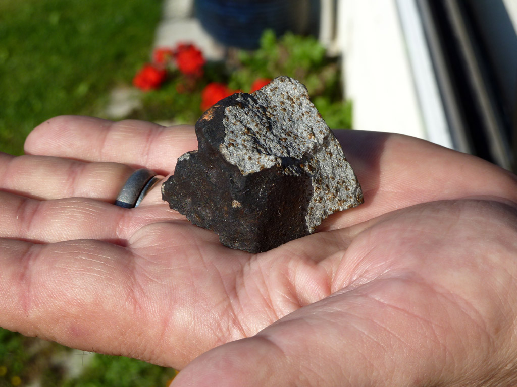 meteorite-chondrite-1.jpg