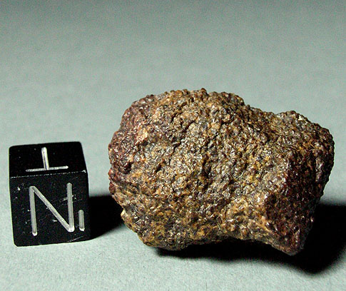 nwa 4901 nwa 011 meteorite rev 485.jpg