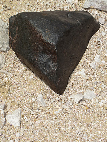 Find situation chondrite meteorite.jpg