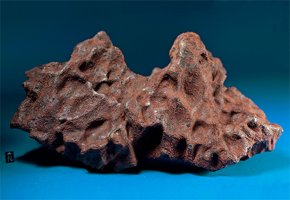 Taza_NWA859_Iron_Meteorite_regmaglypts_8.1kg_597.jpg