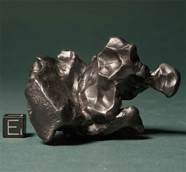 Sikhote Alin meteorite 276g eisenmeteorit.jpg