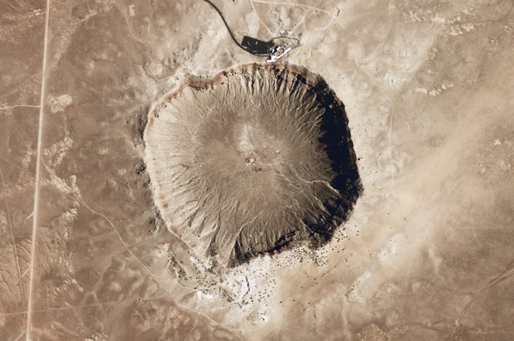 Meteor_Crater_-_Arizona.jpeg