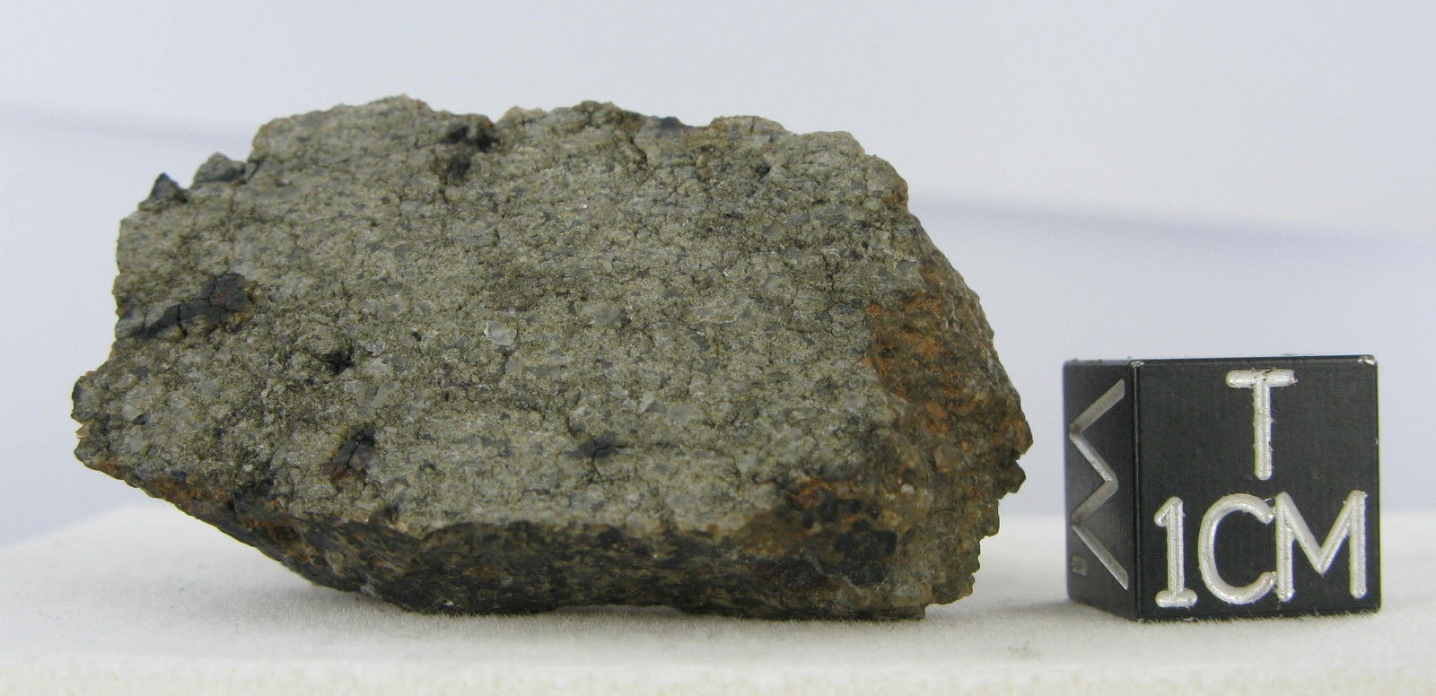 martian meteorite - NWA 2975 12.jpg