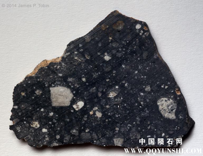 NWA 8682Lunar (feldsp. breccia).jpg