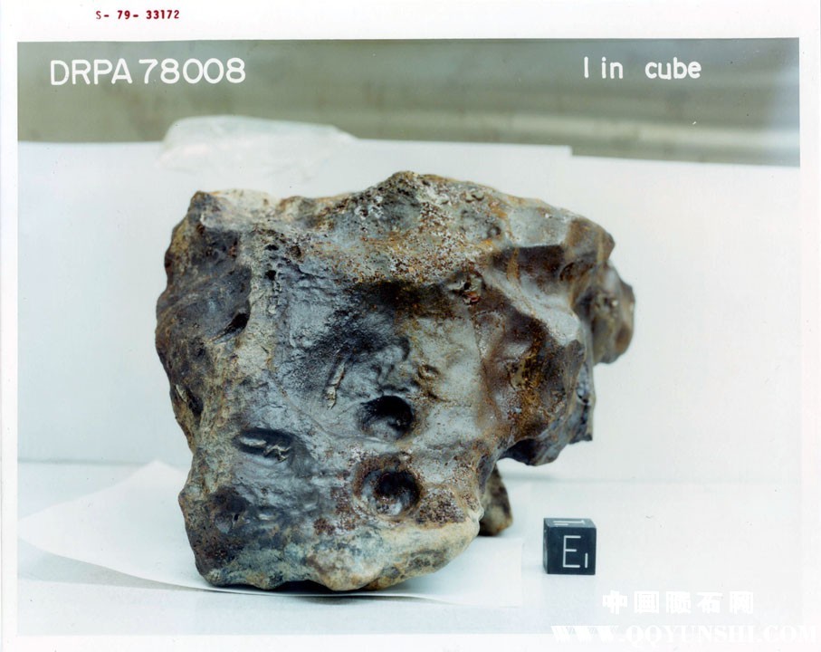 南极铁陨石 Iron-IIAB_DRP 78008 -5.jpg
