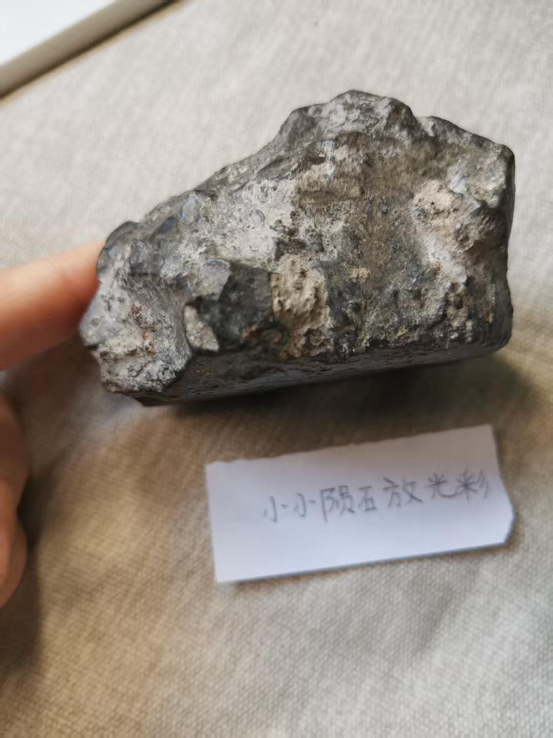 侧面